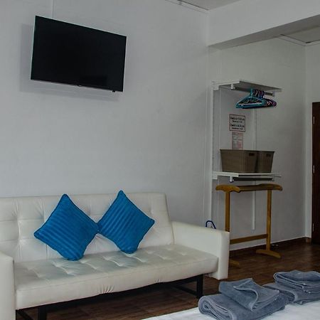 Allstar Guesthouse Karon Exterior photo