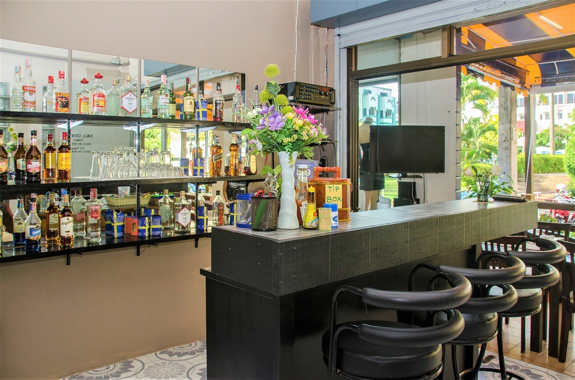 Allstar Guesthouse Karon Exterior photo