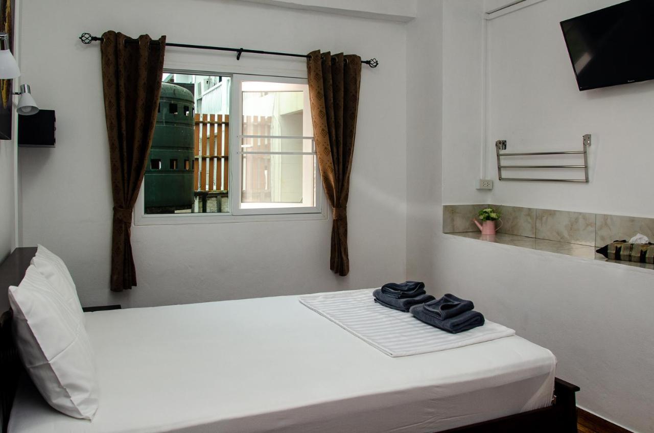 Allstar Guesthouse Karon Exterior photo
